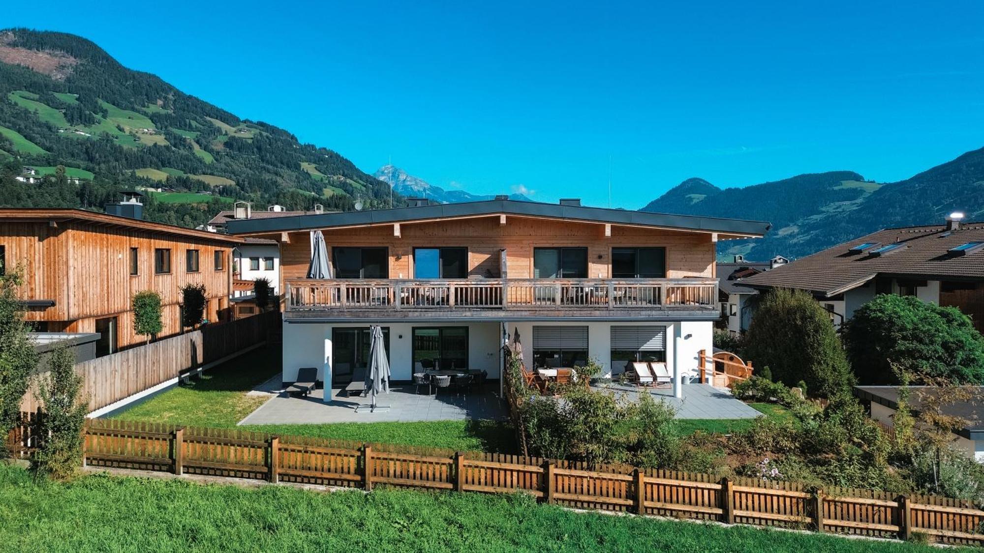 Zillerheart - Balcony Und Car Park By Alpenluxus Appartements 푸겐 외부 사진